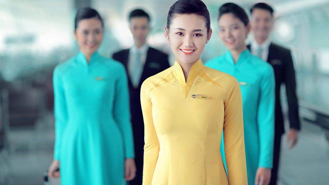 đồng phục tiếp viên hàng không vietnam airline